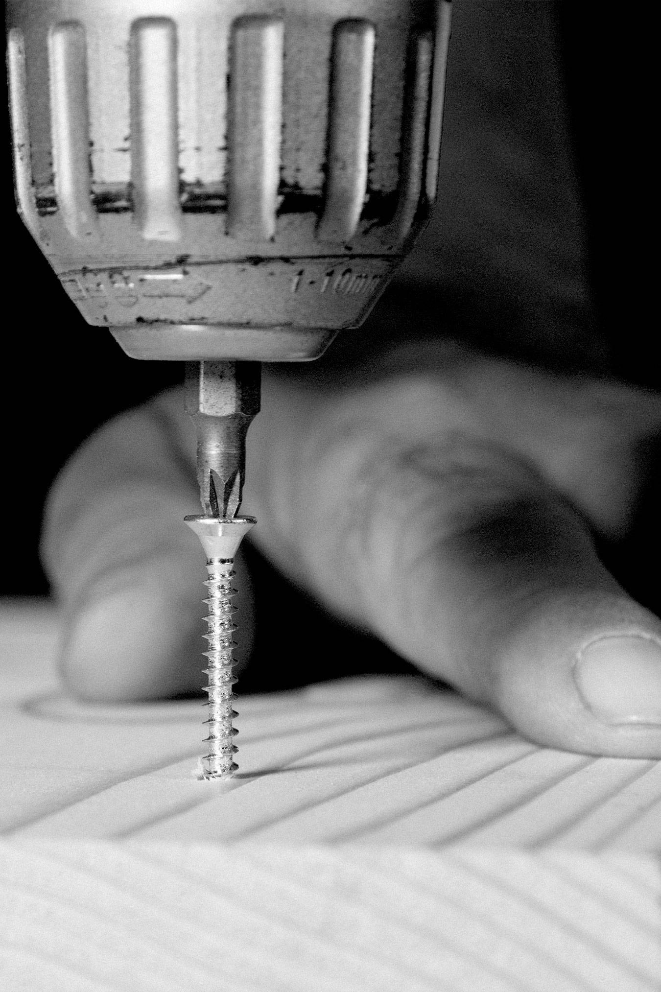 Caronni-bespoke-furniture-arredamento-servizi-montaggio-2